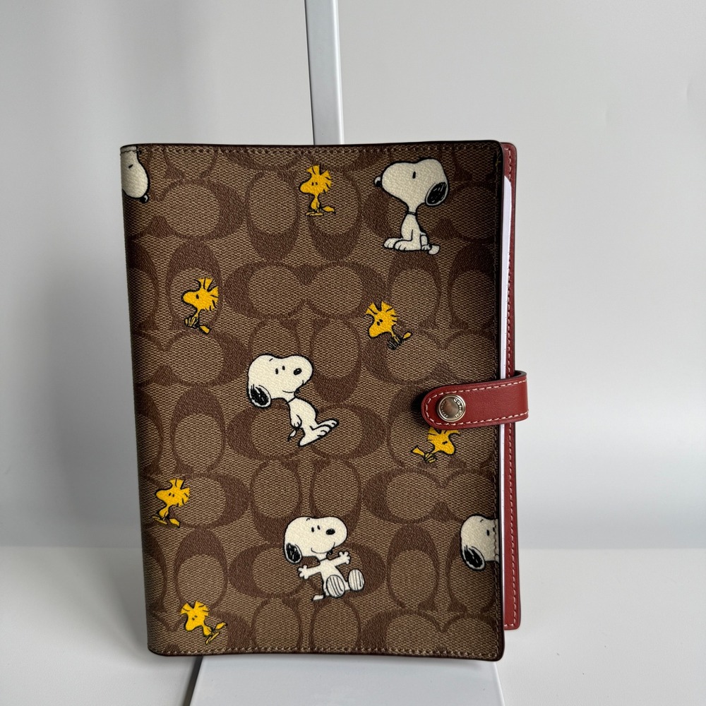 Coach Peanuts Notebook Snoopy Khaki Redwood Multi Signature Canvas CE961